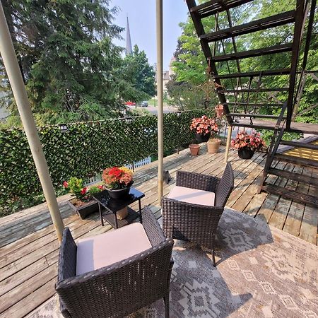 Ruby Manor Bed & Breakfast Гананокве Экстерьер фото
